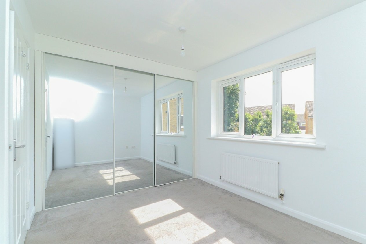 Properties Under Offer in Gainsborough Avenue Margate