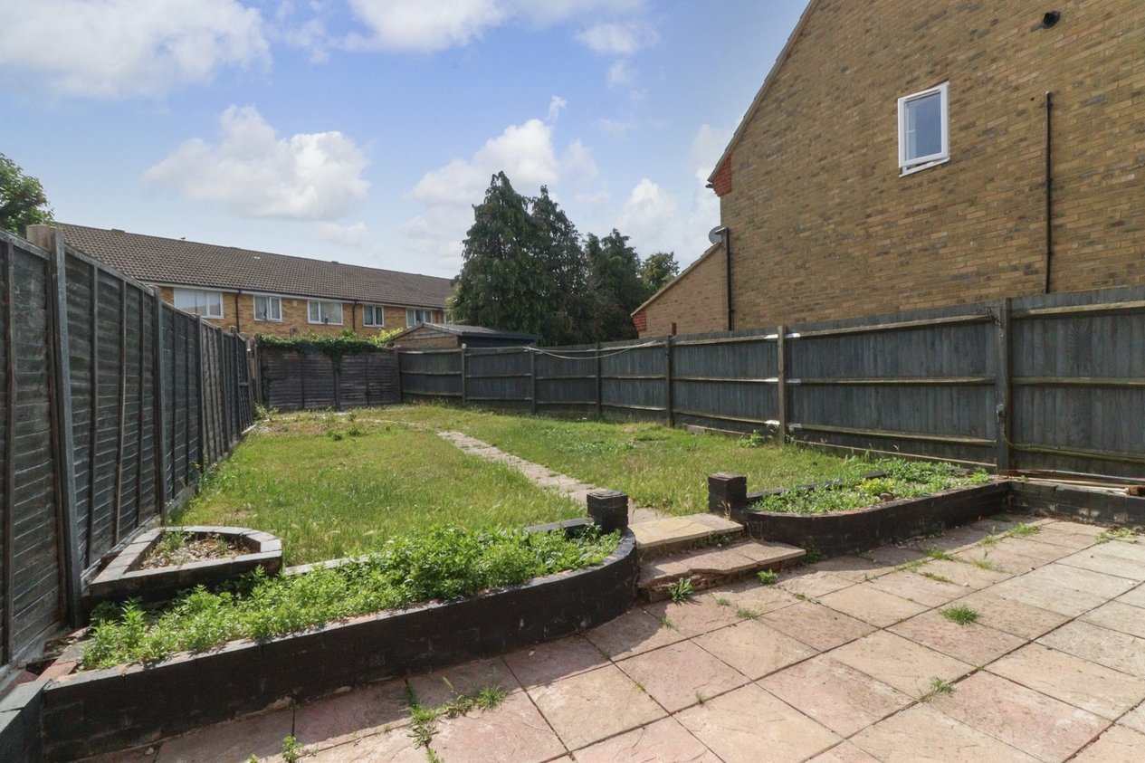 Properties Under Offer in Gainsborough Avenue Margate
