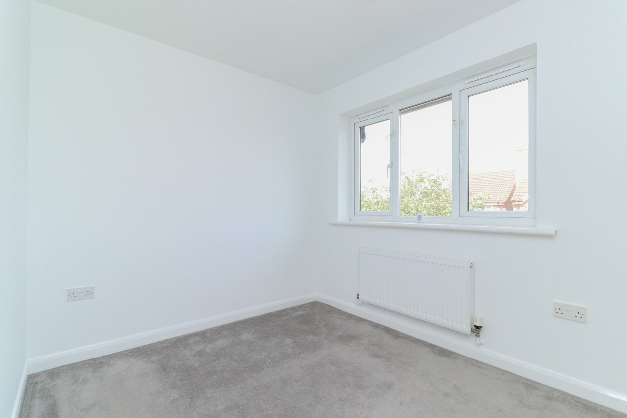 Properties Under Offer in Gainsborough Avenue Margate