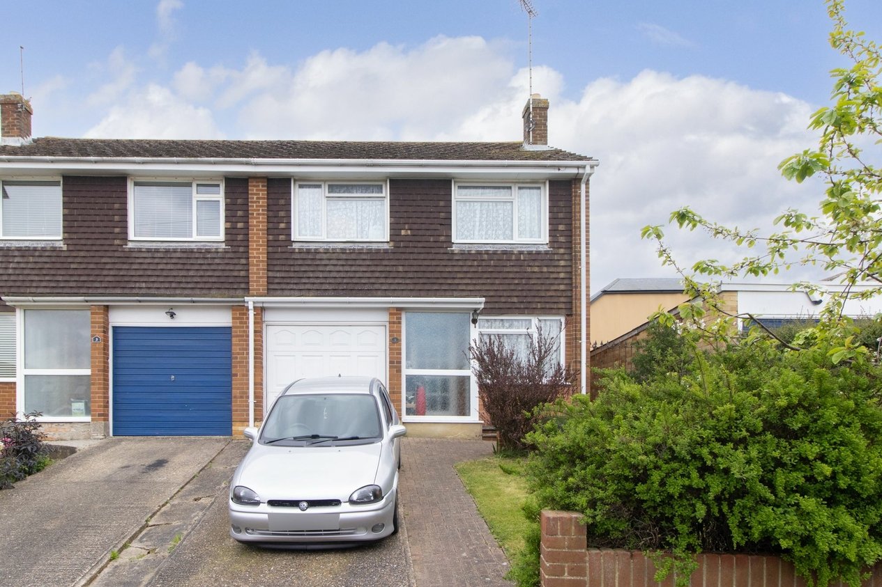 Properties For Sale in Gainsborough Drive  Herne Bay