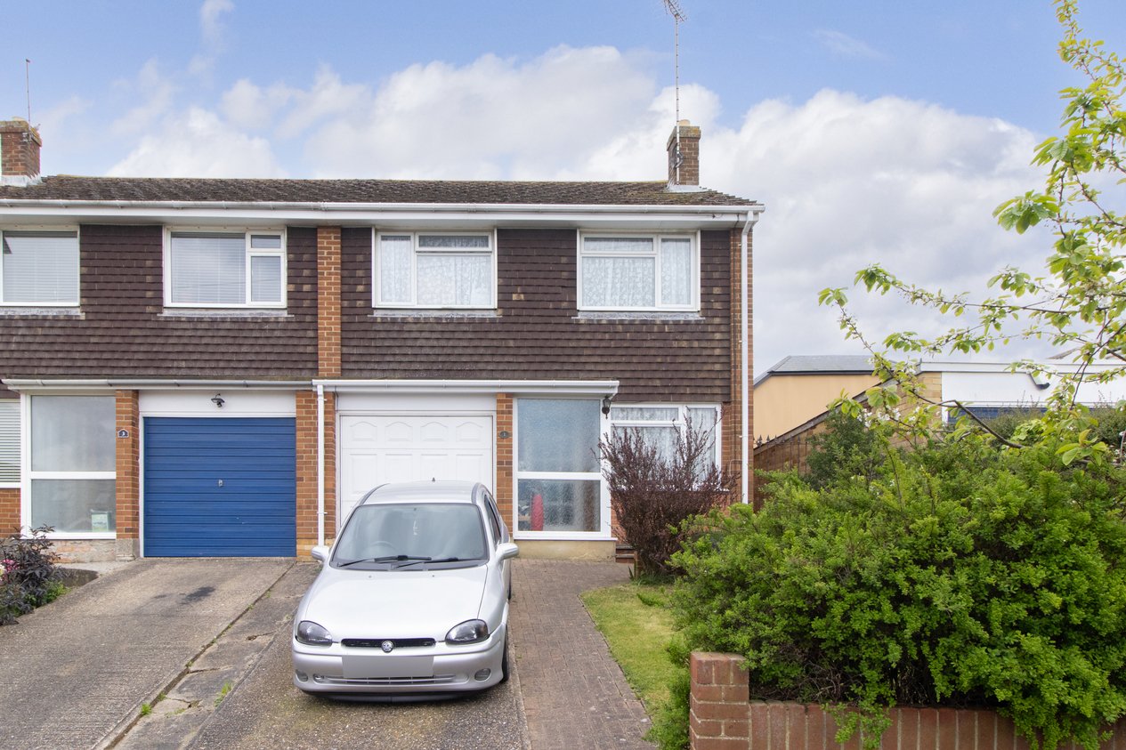 Properties Under Offer in Gainsborough Drive Herne Bay