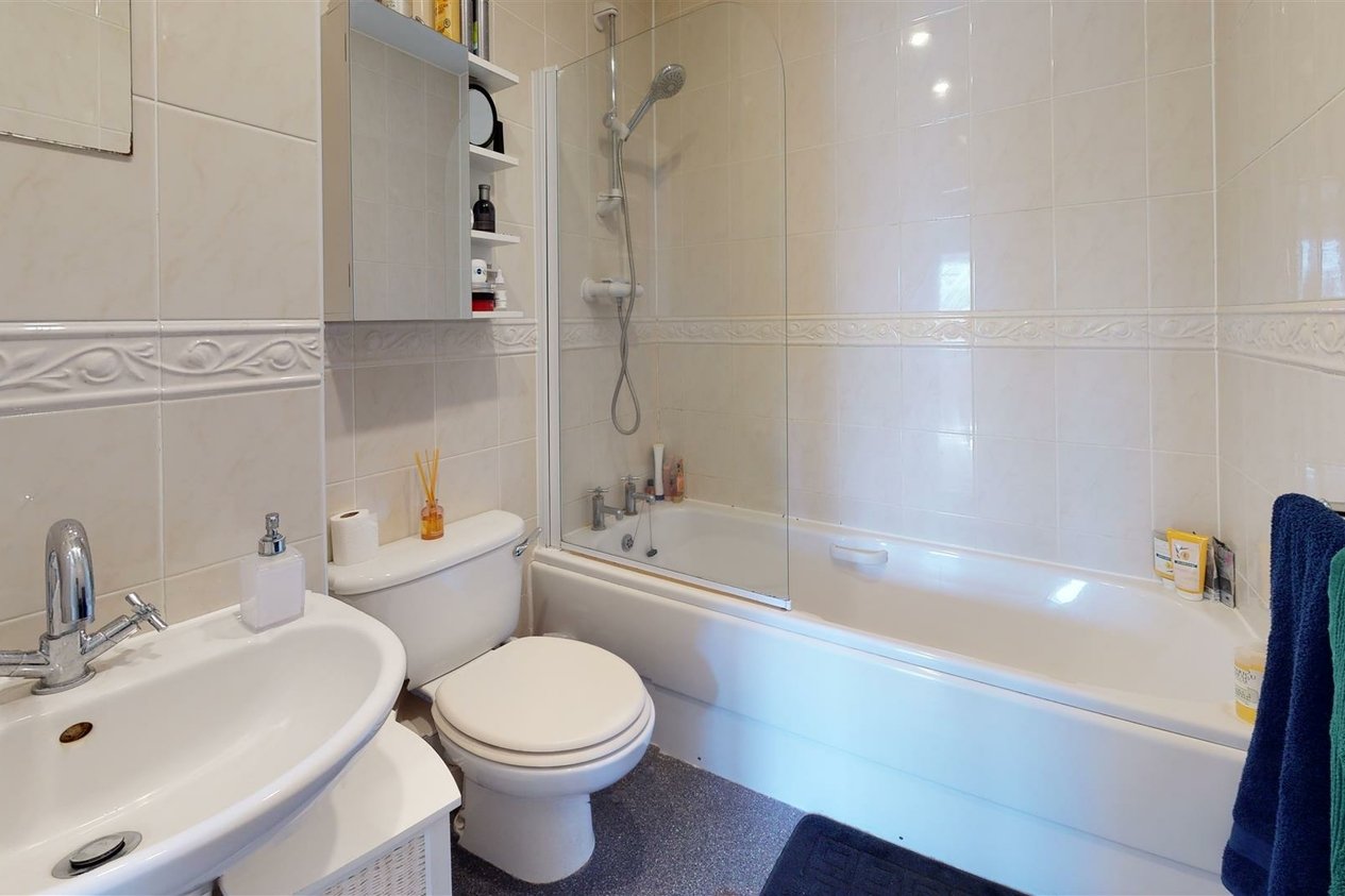 Properties Sold in Gardeners Place Chartham
