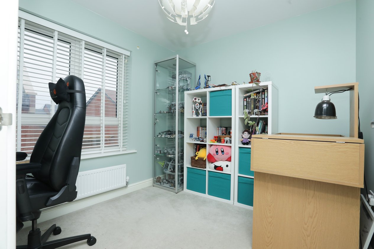 Properties Under Offer in Garrison Close Folkestone