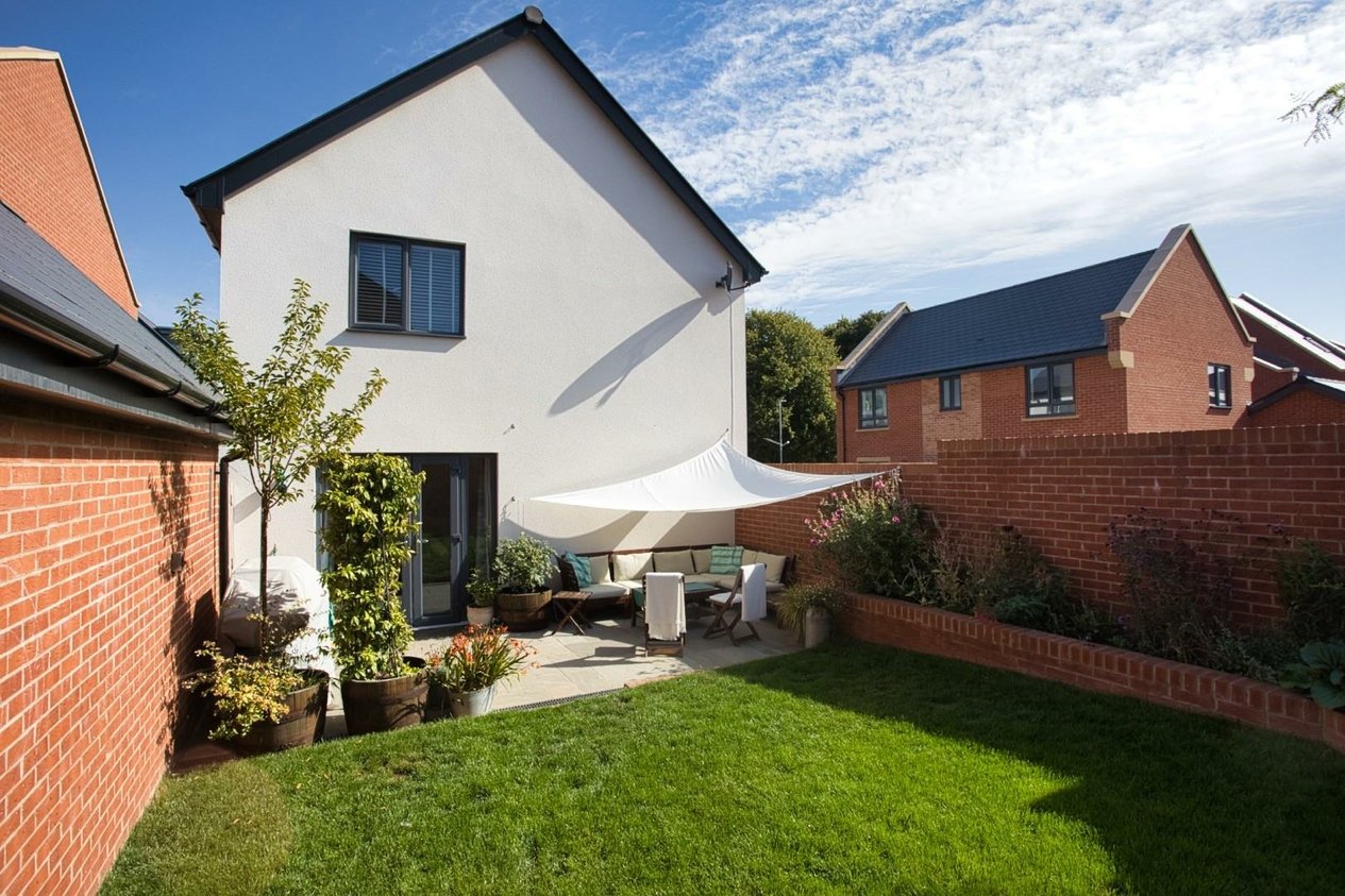 Properties Under Offer in Garrison Close Folkestone