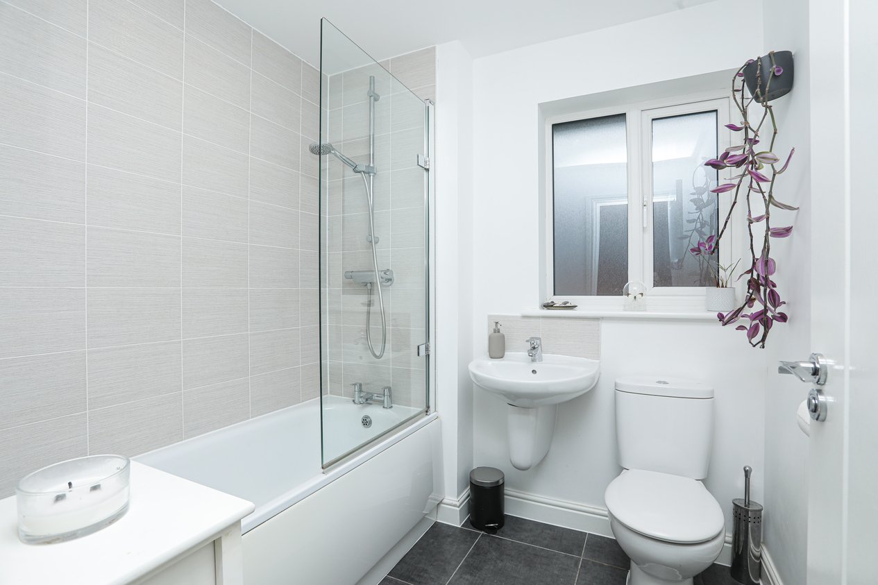Properties Under Offer in Garrison Close Folkestone