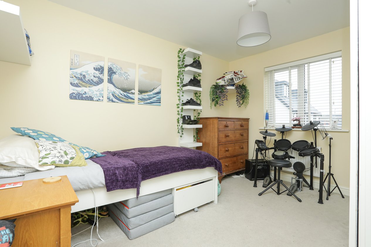 Properties Under Offer in Garrison Close Folkestone