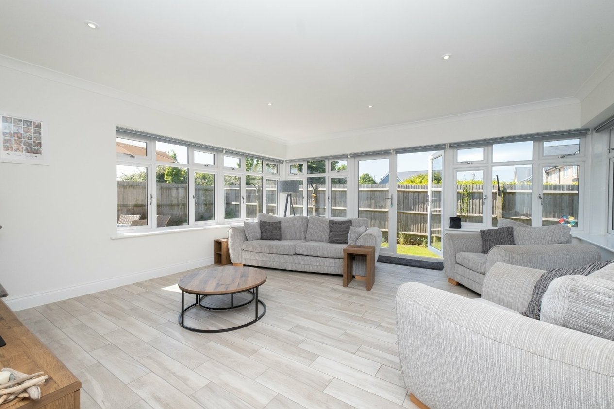 Properties For Sale in George Close Capel-le-Ferne