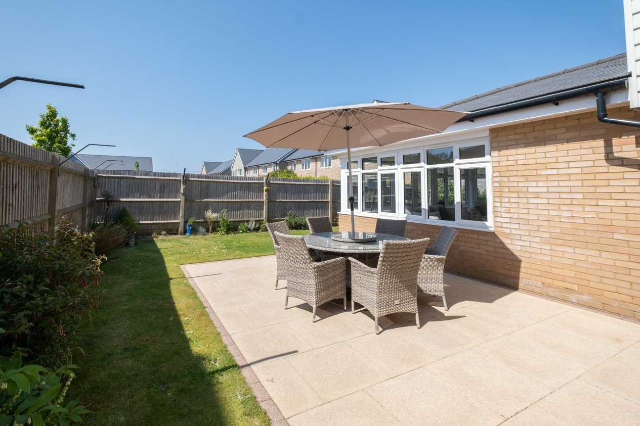 Properties For Sale in George Close Capel-le-Ferne