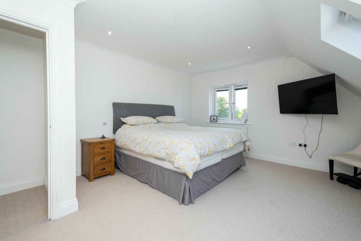 Properties For Sale in George Close Capel-le-Ferne