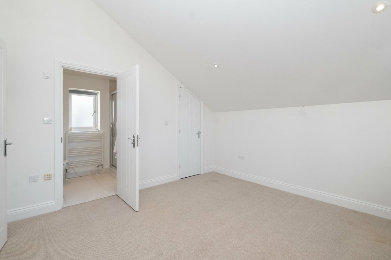 Properties For Sale in George Close Capel-le-Ferne