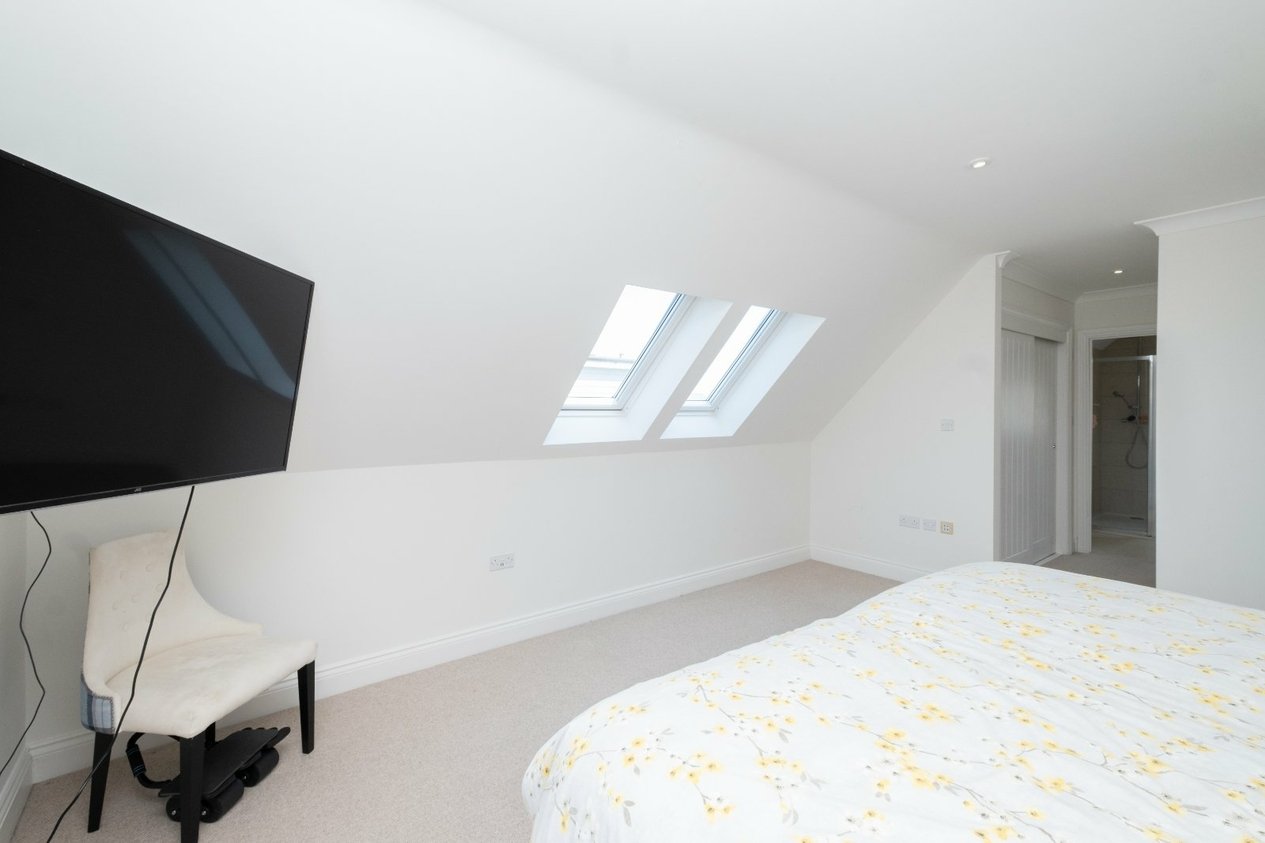 Properties For Sale in George Close Capel-le-Ferne