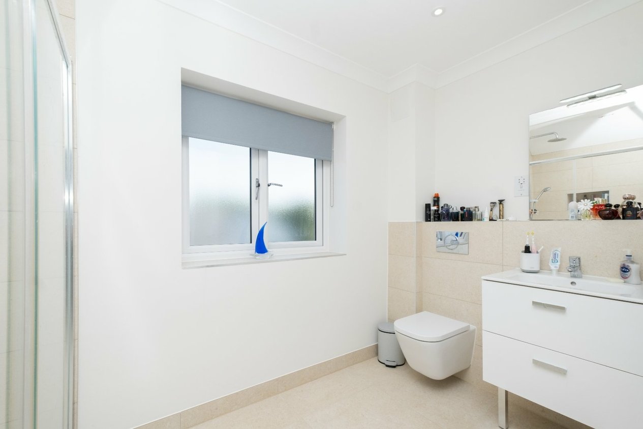 Properties For Sale in George Close Capel-le-Ferne