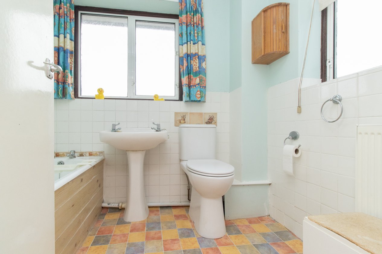 Properties For Sale in George Hill Road Broadstairs