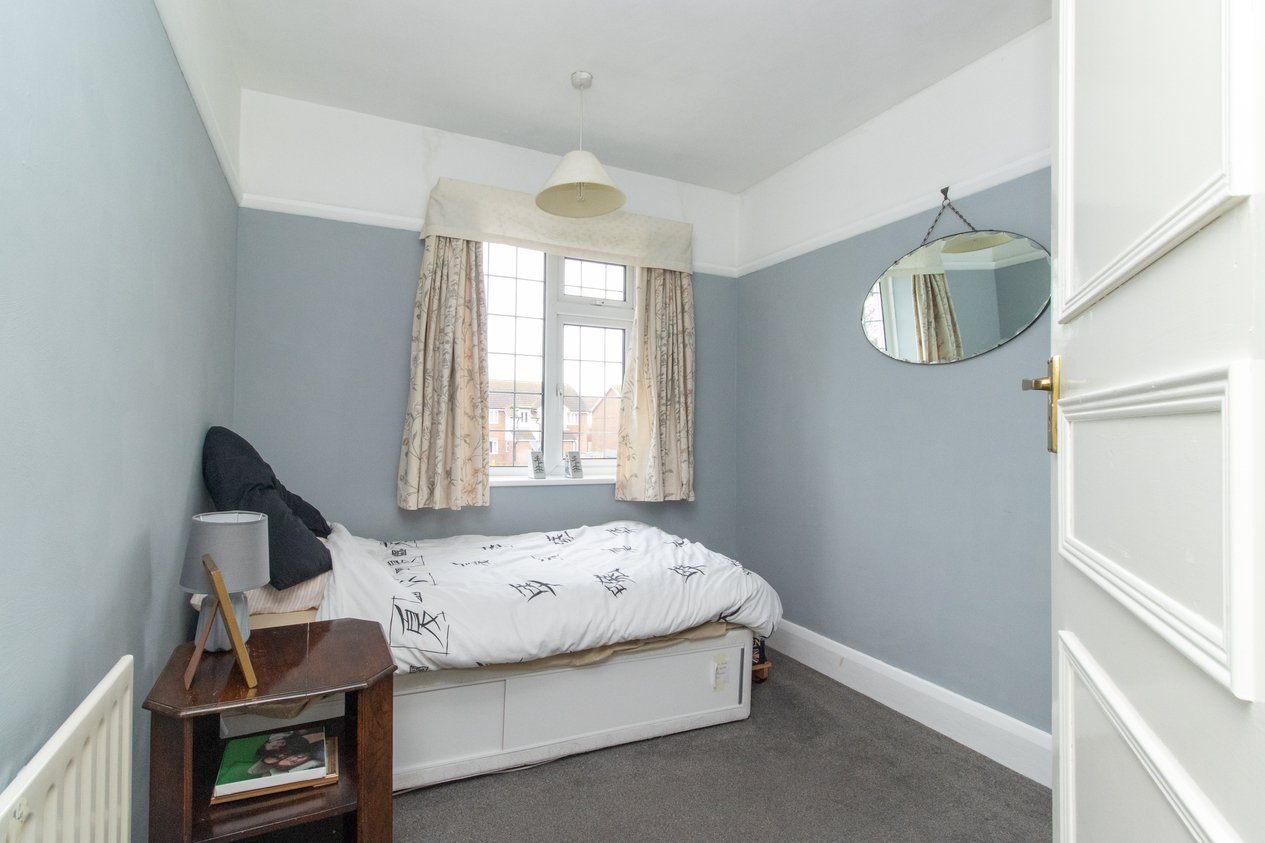 Properties Under Offer in George V Avenue Margate