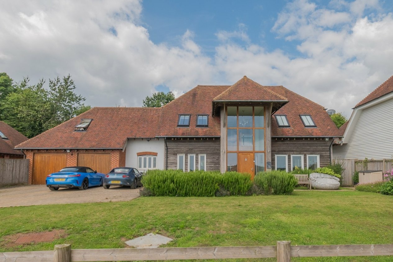 Properties For Sale in Gibraltar Lane Folkestone
