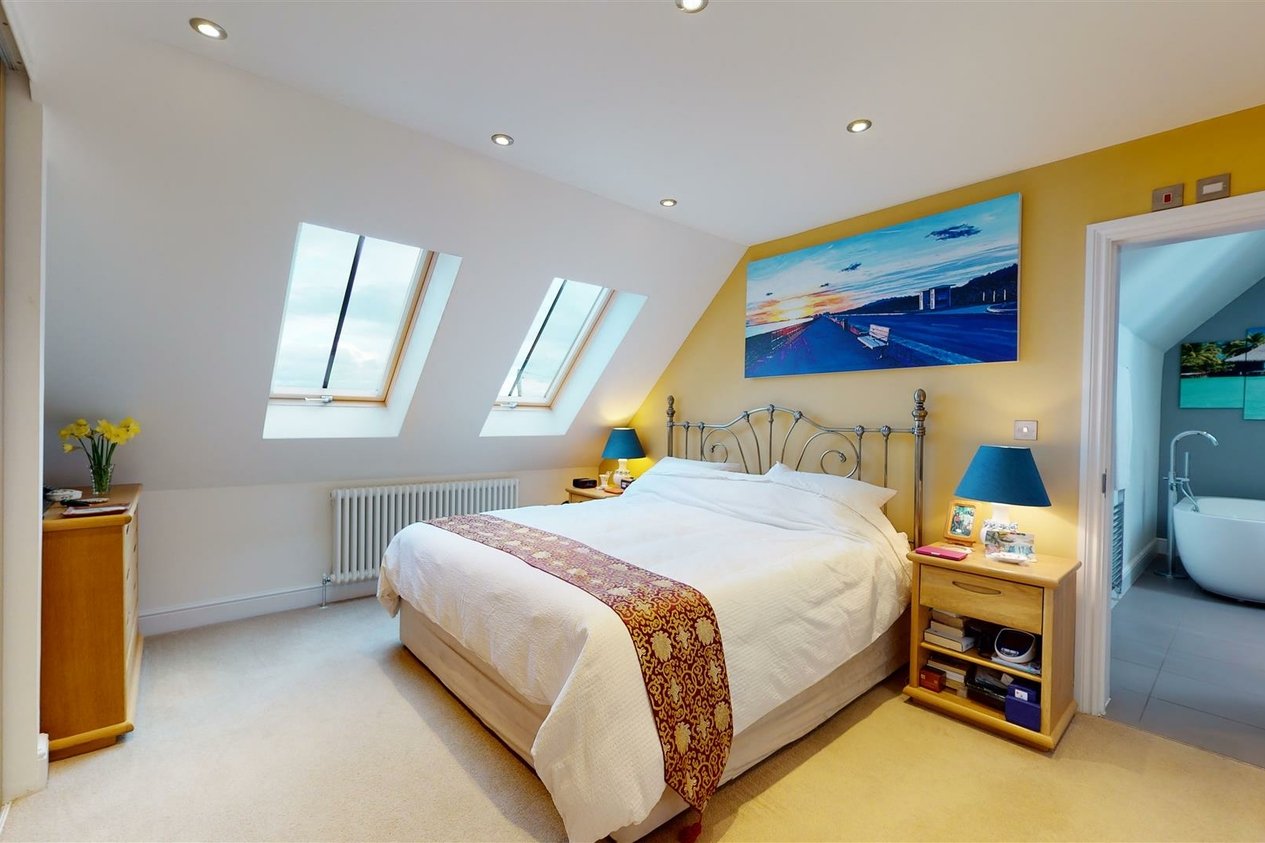 Properties For Sale in Gibraltar Lane Folkestone