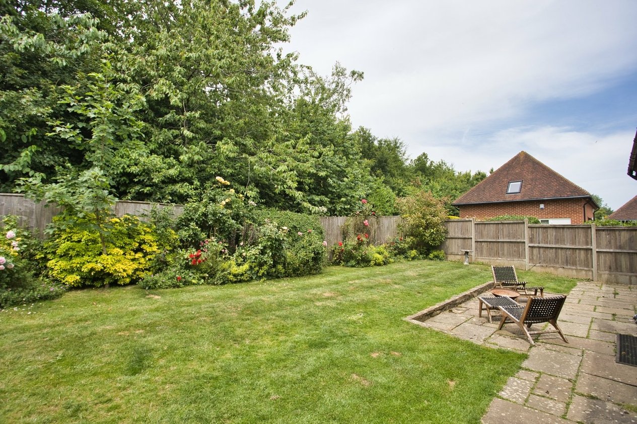 Properties For Sale in Gibraltar Lane Folkestone