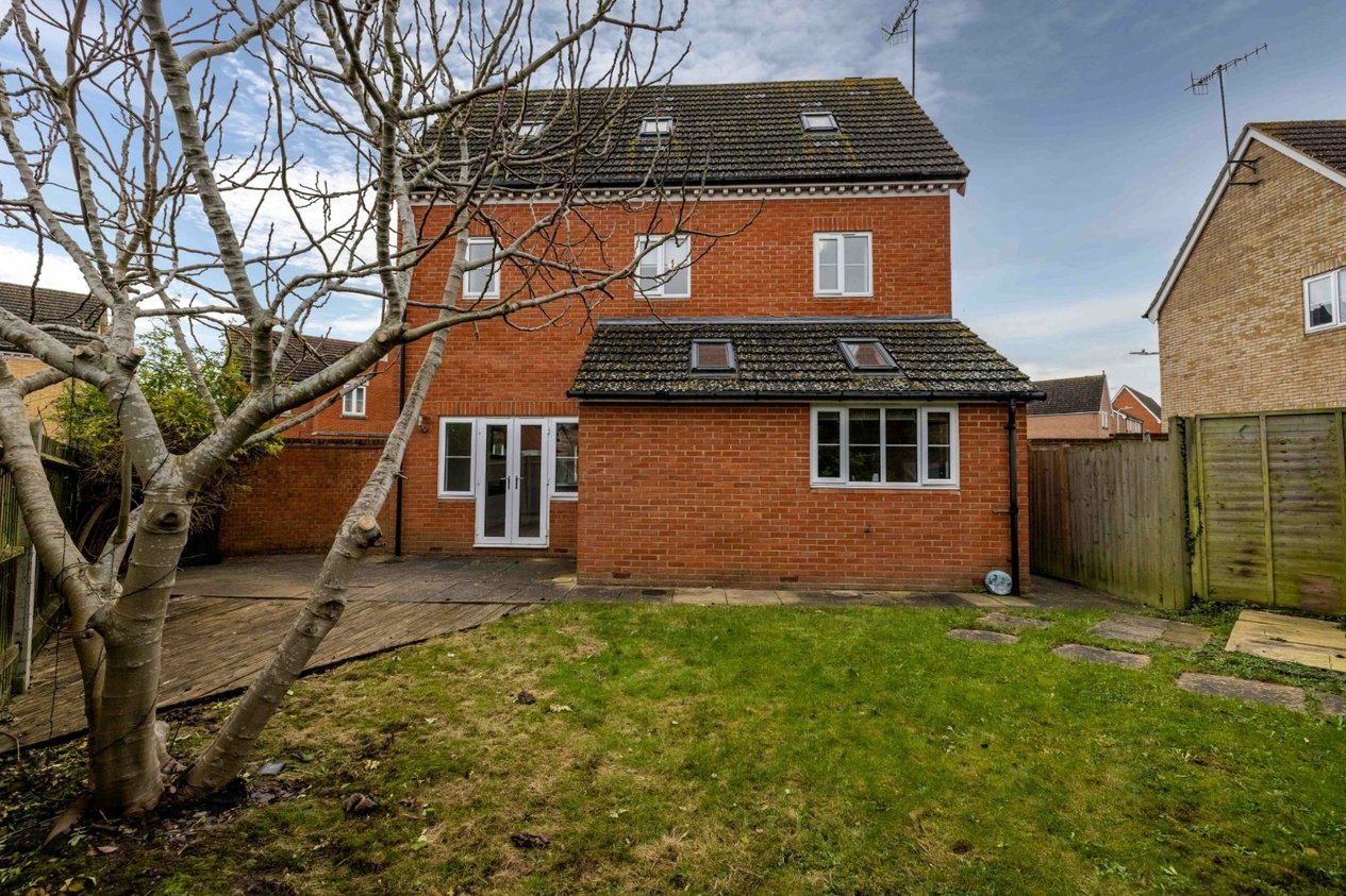 Properties For Sale in Gilbert Way Canterbury