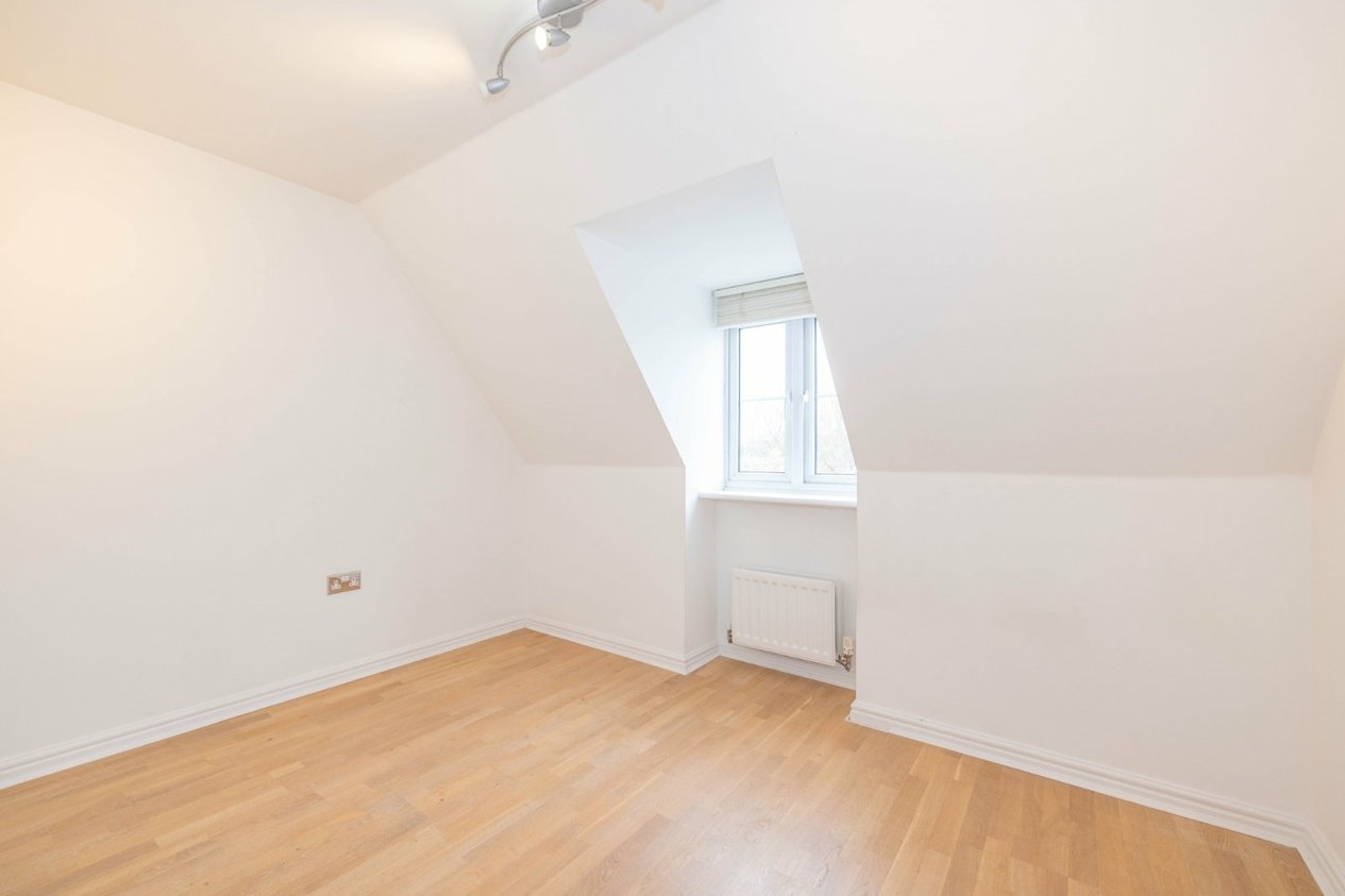 Properties For Sale in Gilbert Way Canterbury