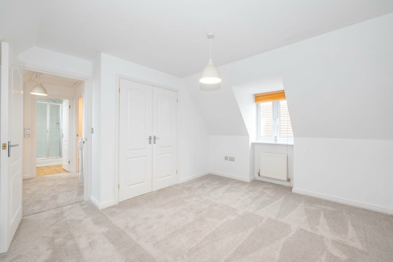 Properties For Sale in Gilbert Way Canterbury