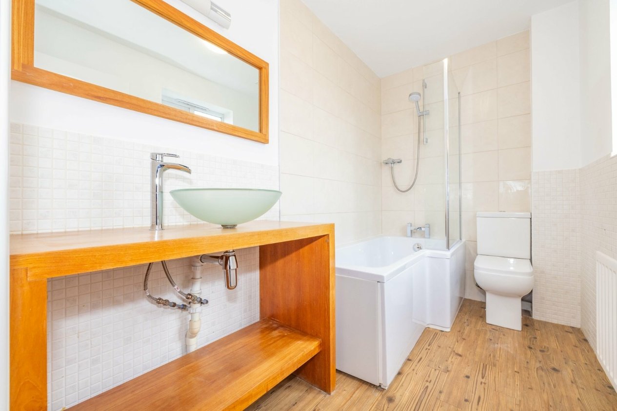 Properties For Sale in Gilbert Way Canterbury