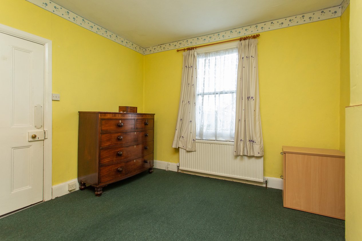 Properties For Sale in Gladstone Road Broadstairs