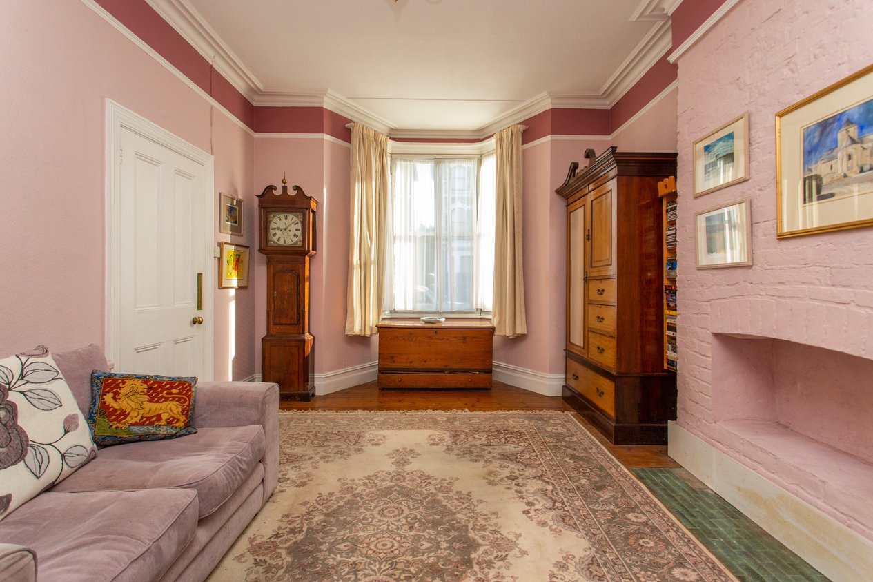 Properties For Sale in Gladstone Road Broadstairs