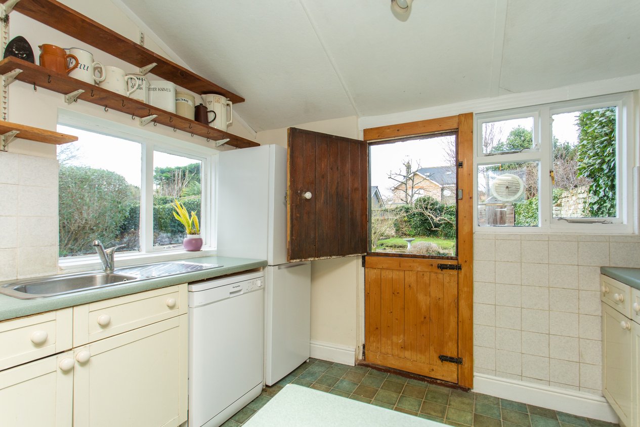 Properties For Sale in Gladstone Road Broadstairs