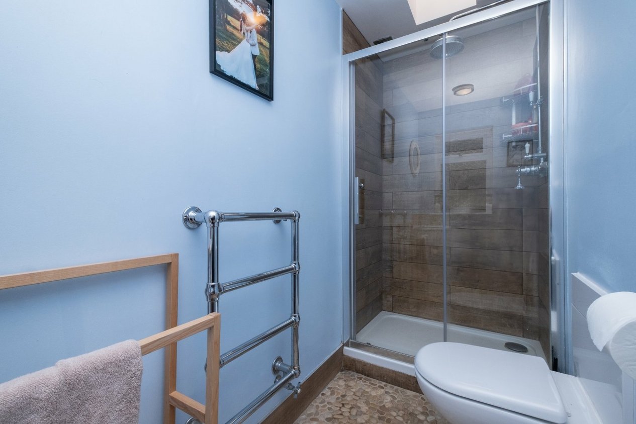 Properties For Sale in Gladstone Road Deal