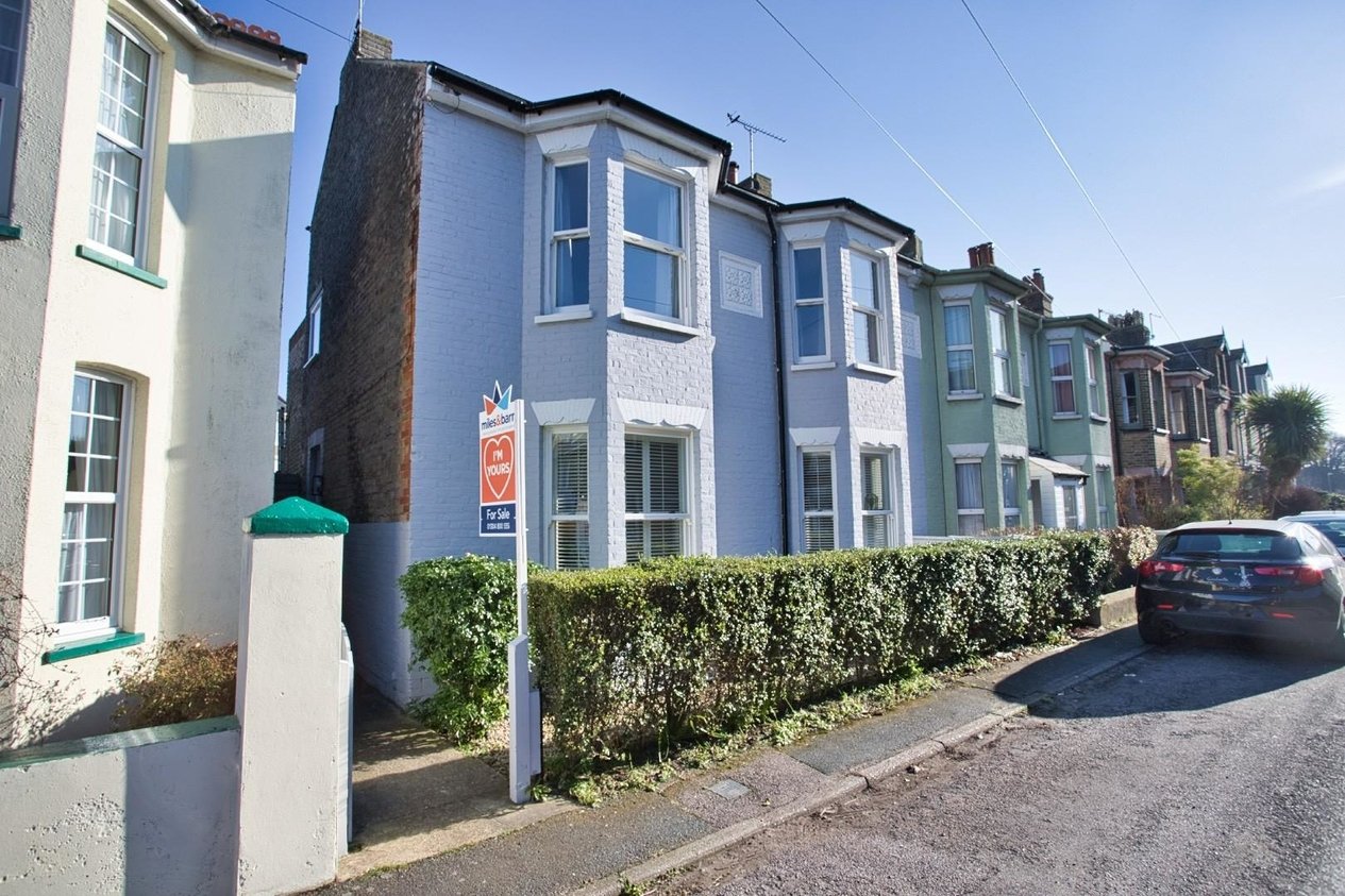 Properties Sold Subject To Contract in Gladstone Road Walmer