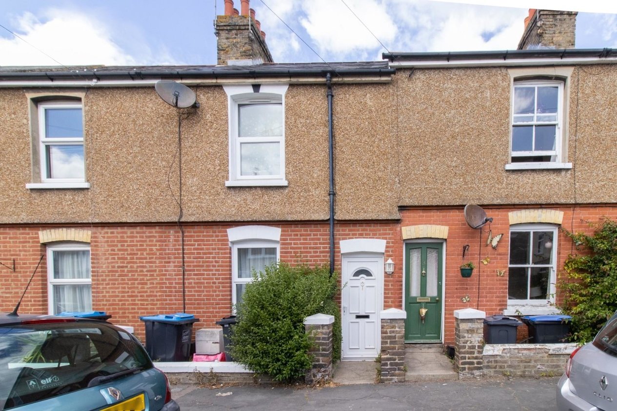 Properties Sold Subject To Contract in Glebe Road 