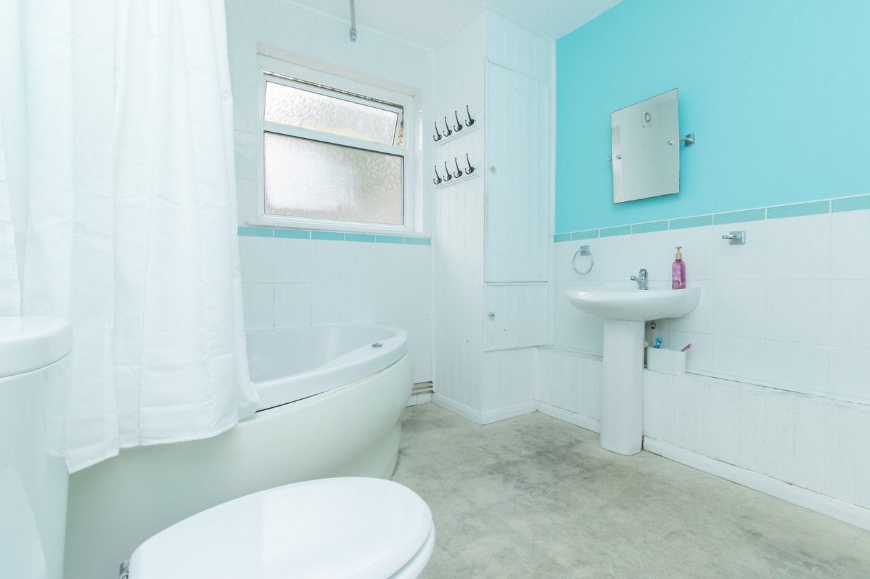 Properties Under Offer in Glebe Road Margate