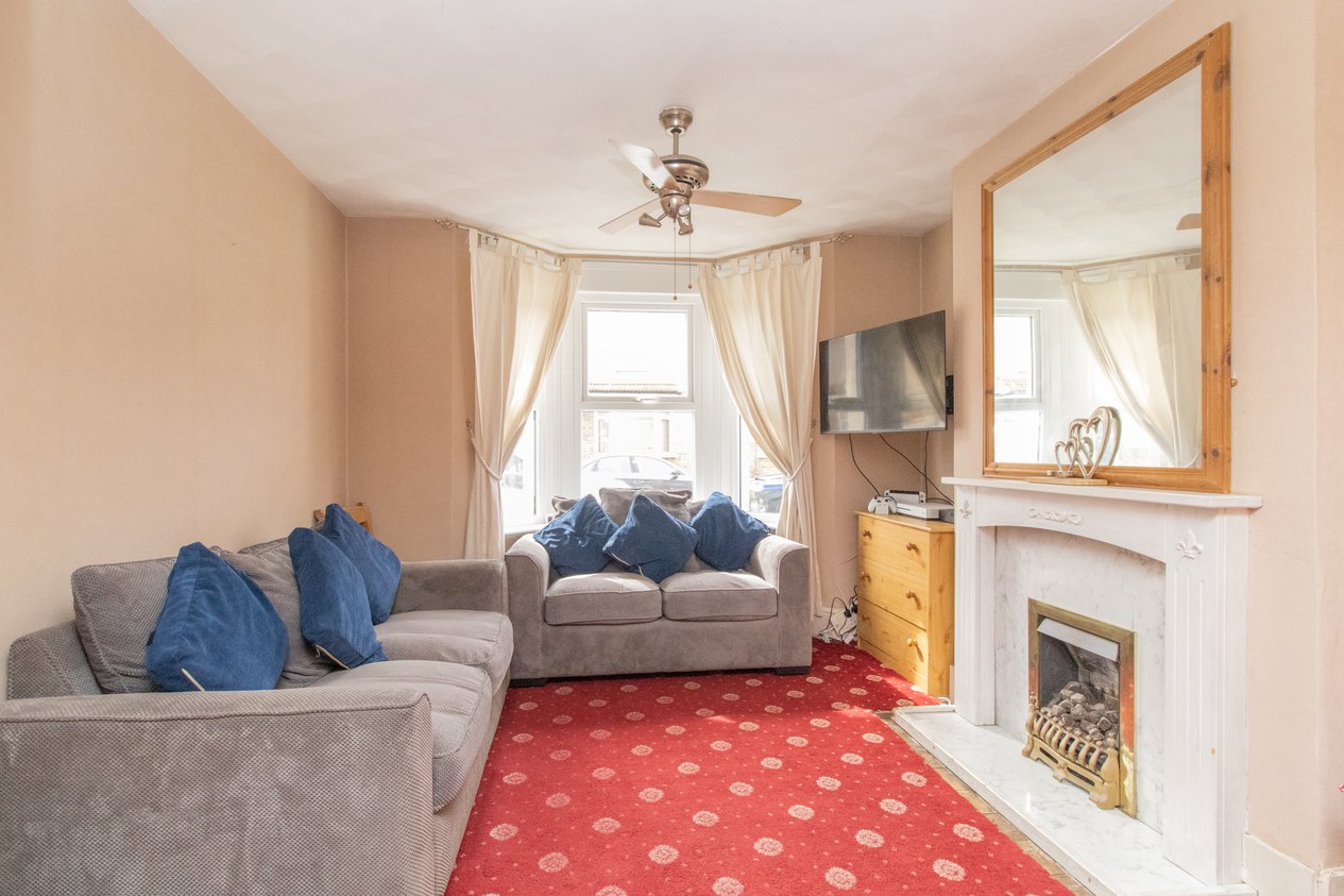 Properties Under Offer in Glebe Road Margate