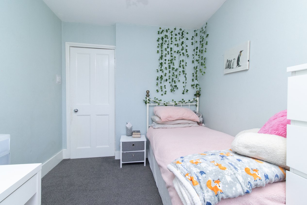 Properties Under Offer in Glebe Road Margate