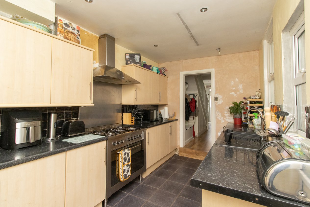 Properties Under Offer in Glebe Road Margate