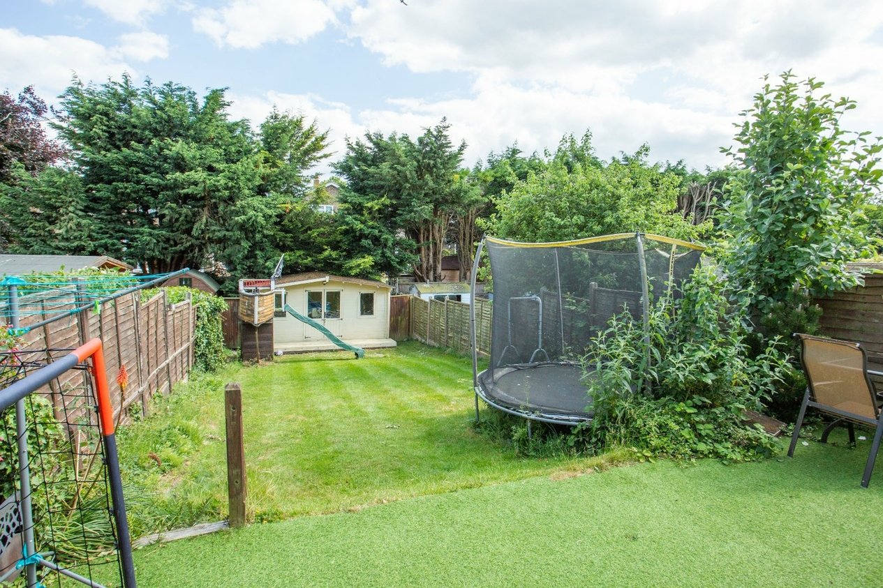 Properties For Sale in Glenbervie Drive Herne Bay