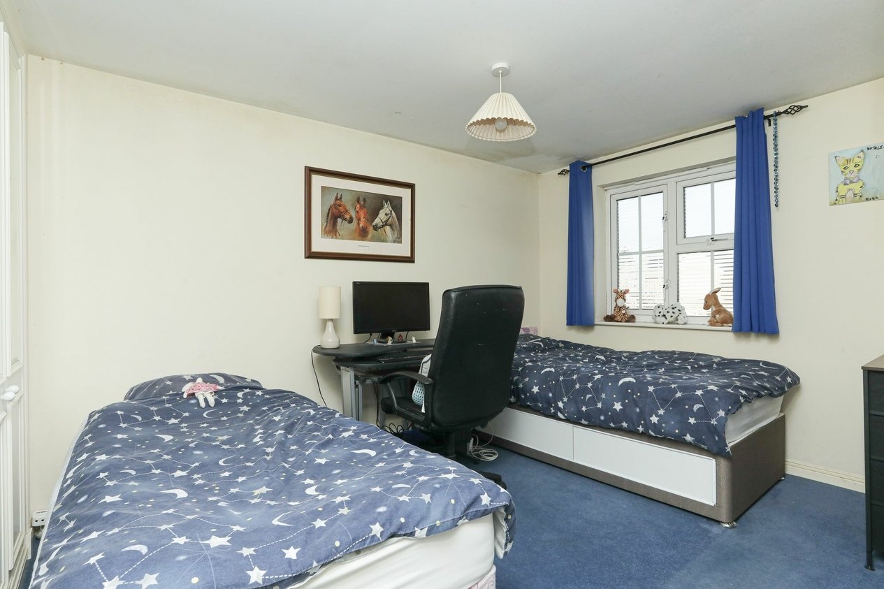 Properties Sold Subject To Contract in Gloster Close  Hawkinge