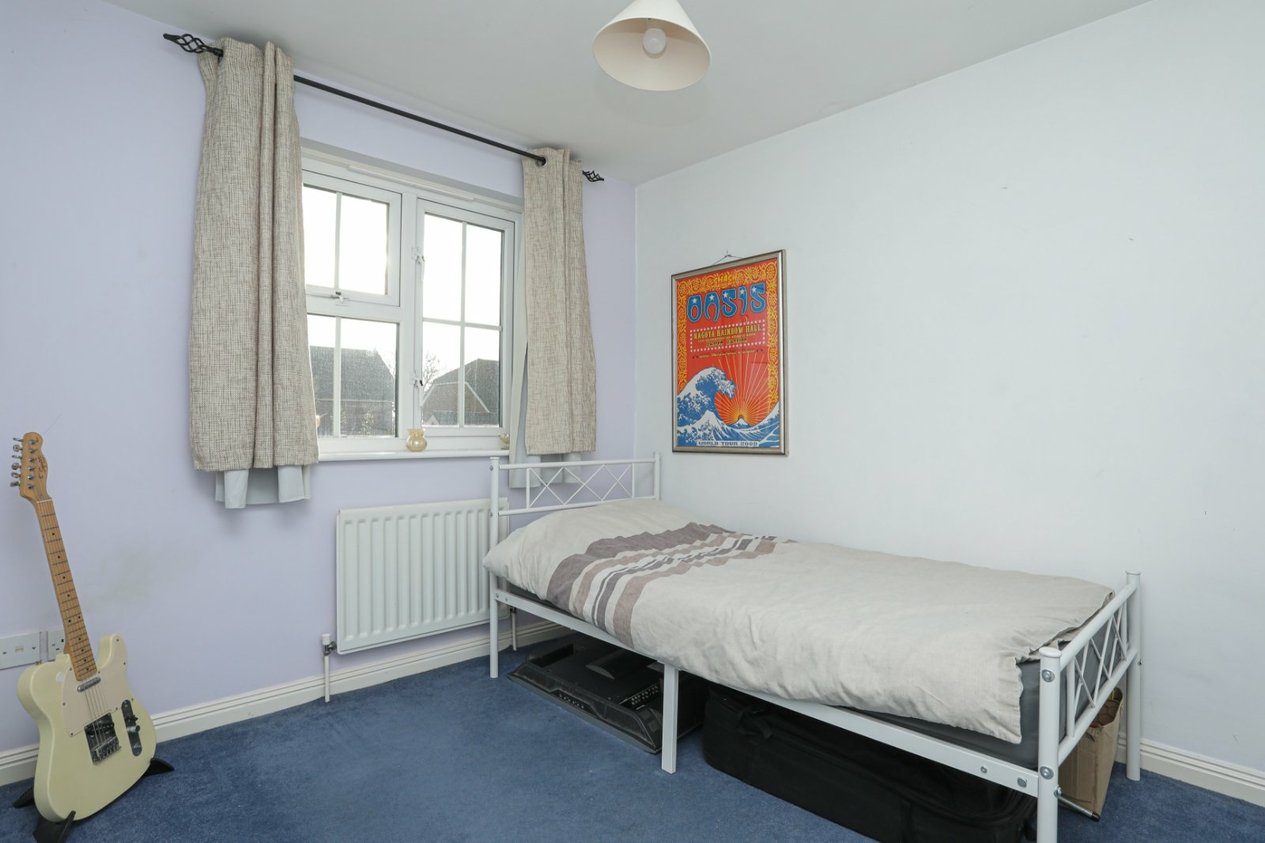 Properties Under Offer in Gloster Close Hawkinge