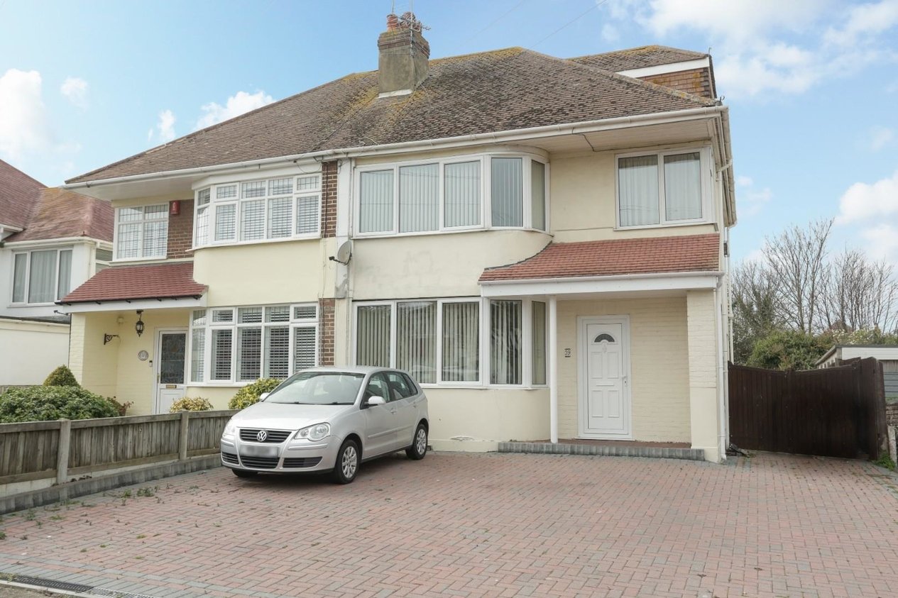 Properties Sold Subject To Contract in Gloucester Avenue 