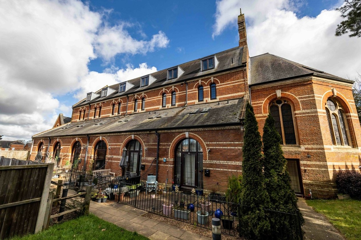 Properties For Sale in Godfrey Gardens  Chartham
