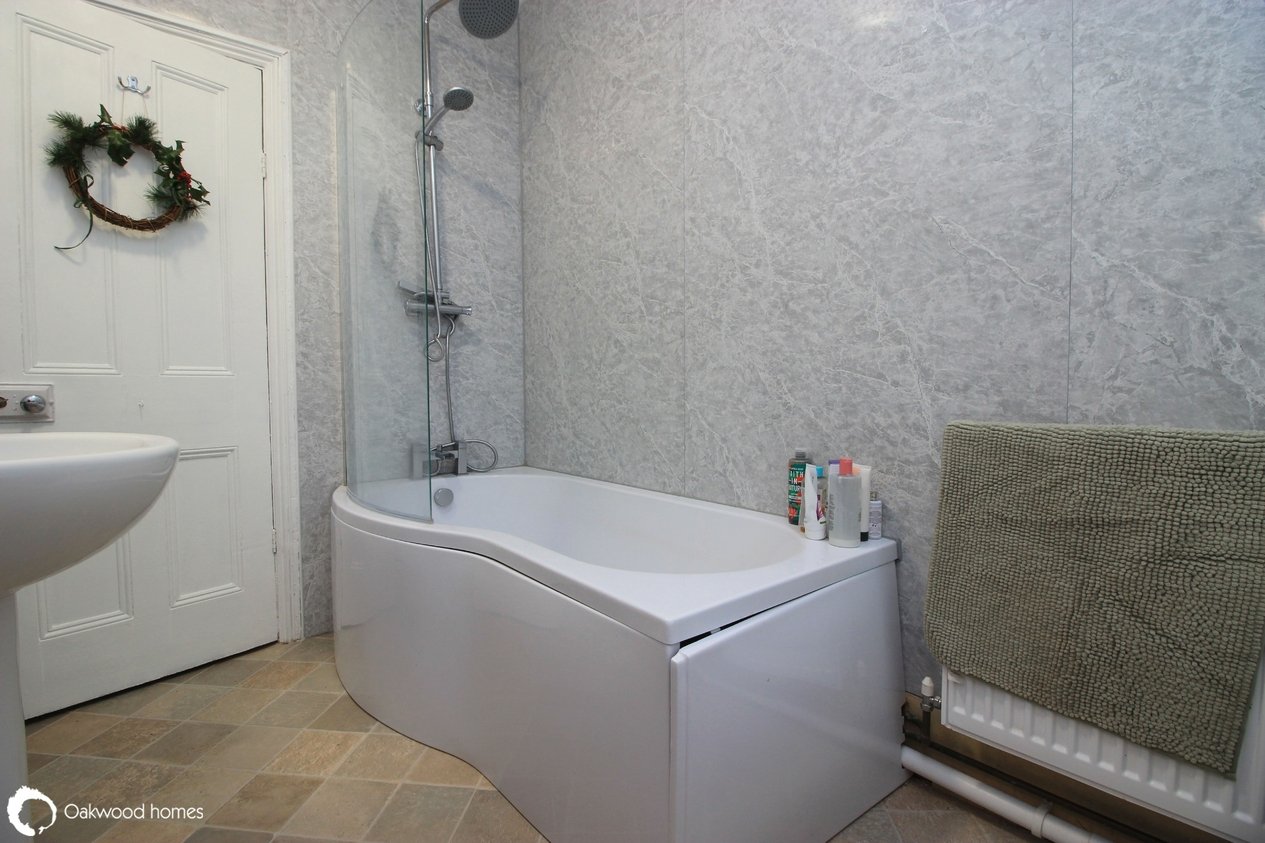 Properties Under Offer in Godwin Road Cliftonville