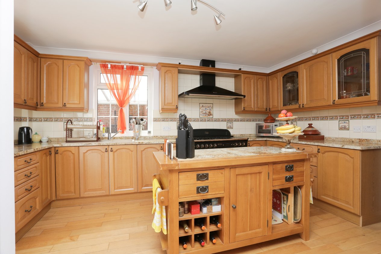 Properties For Sale in Godwyn Road Folkestone