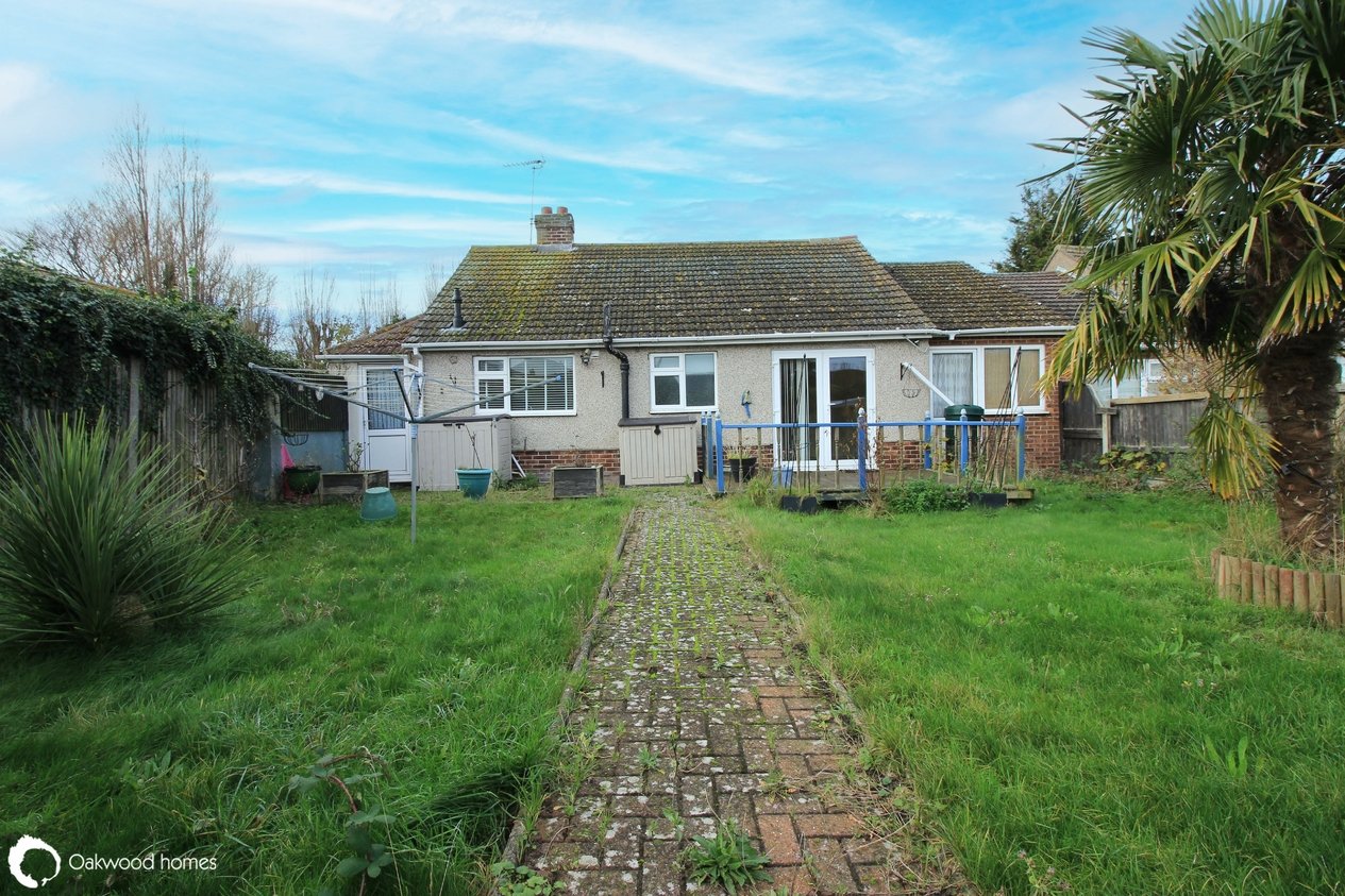 Properties Under Offer in Golden Close 