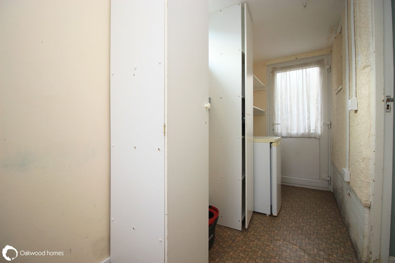 Properties Under Offer in Golden Close 