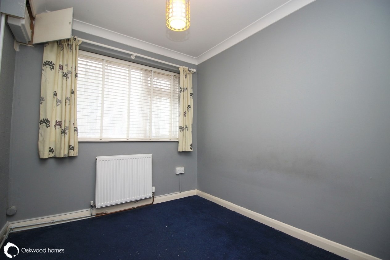 Properties Under Offer in Golden Close 