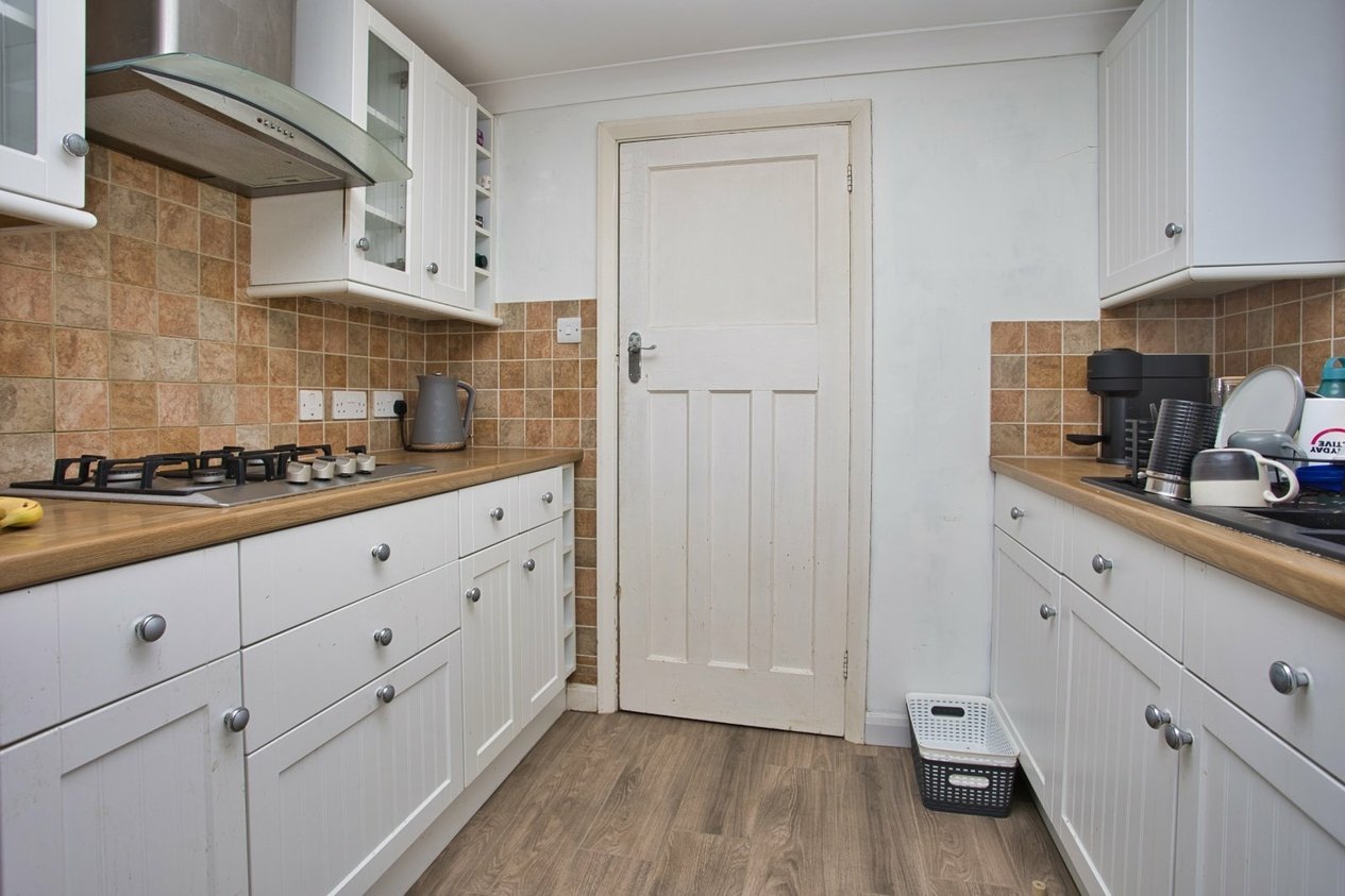 Properties For Sale in Golf Road Deal