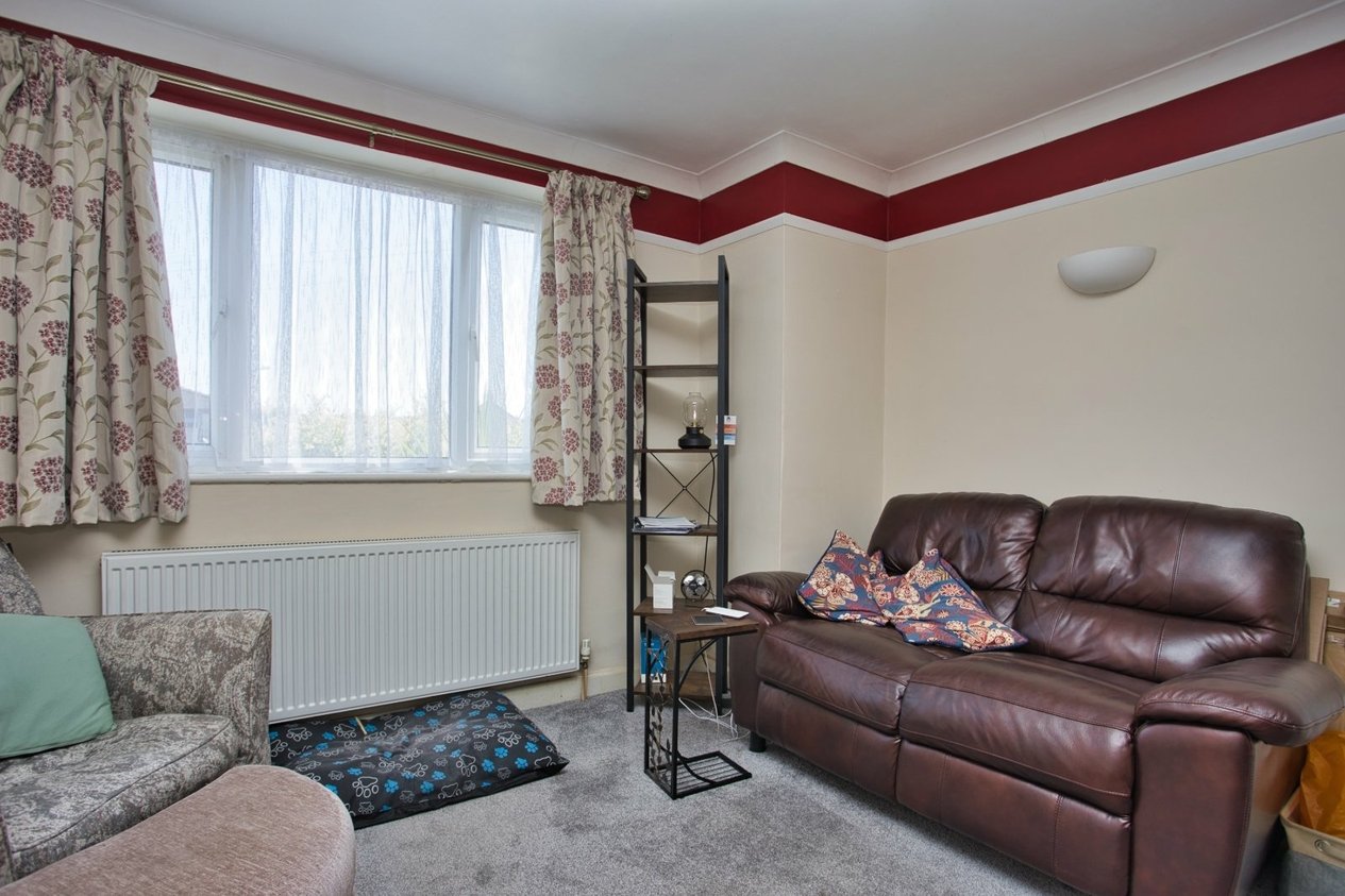 Properties For Sale in Golf Road Deal