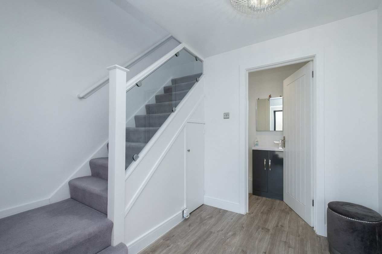 Properties For Sale in Golf Road Deal