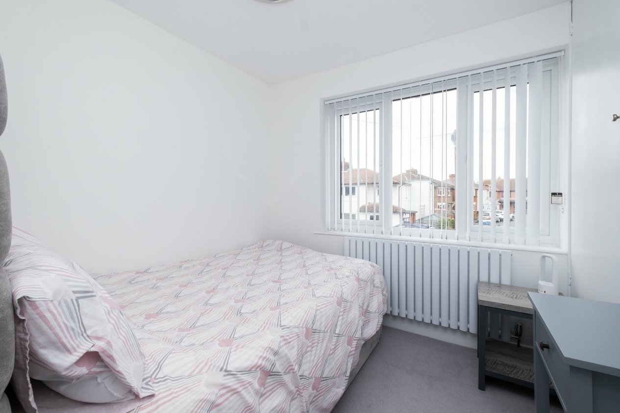 Properties For Sale in Golf Road Deal