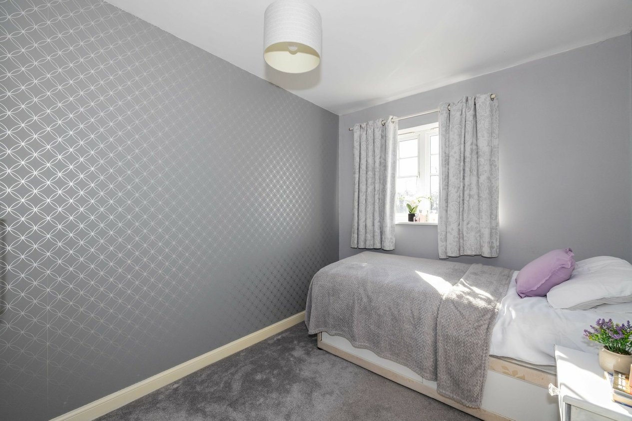 Properties Sold Subject To Contract in Gordon Close  Ashford